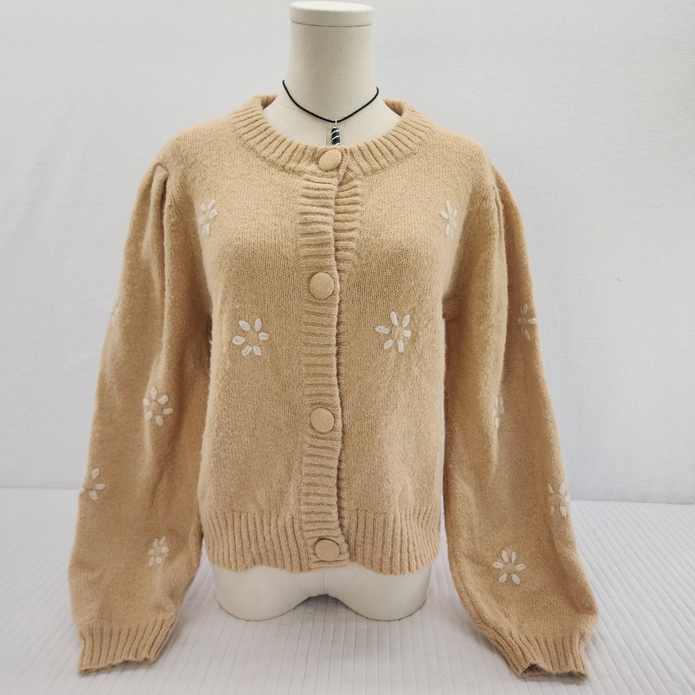 Lush Beige‎ Dreaming of Daisies Floral Embroidered Knit Cardigan Sweater